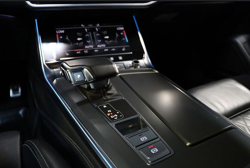 Audi A7 55 TFSI e quattro Matrix B&O - fotka 22 z 26