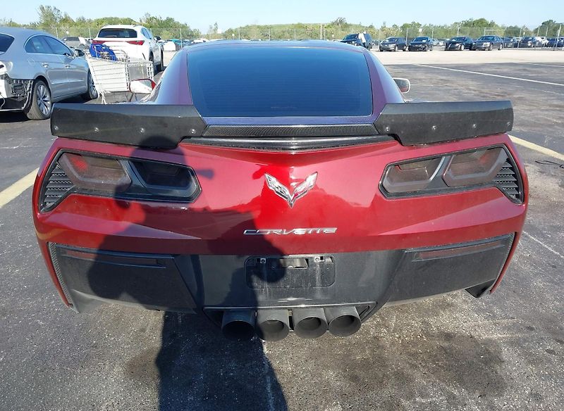 Chevrolet Corvette (2017) Auto na cestě - fotka 12 z 12