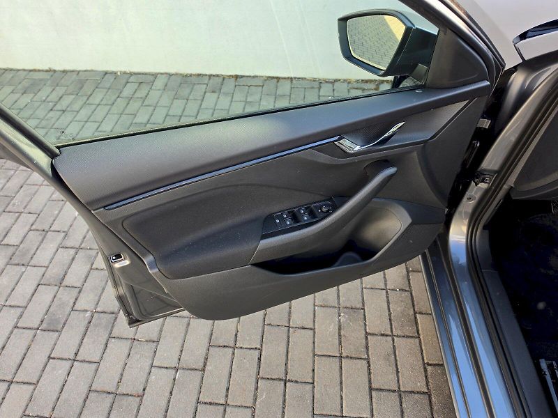 Škoda Scala (2025) 1,0TSI 85KW SELECTION - fotka 23 z 32