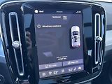 Volvo XC40 B3 FWD BE // 360 // kola - náhled 35