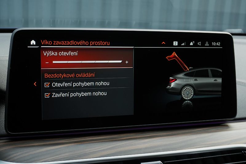BMW Řada 6 640i GT, B&W, 2xTV tuner,Laser - fotka 29 z 48