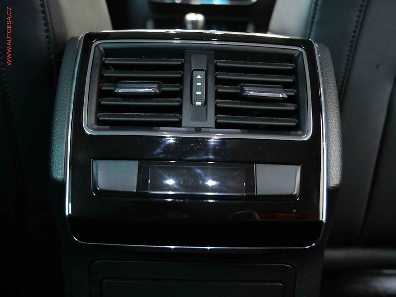 Škoda Superb (2019) 2.0 TDI, DSG, navi, xenon - fotka 21 z 22