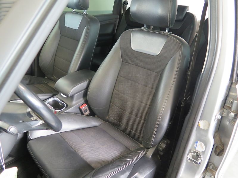 Ford Galaxy (2013) 2.0TDCi Navi Výhře Klima 7Míst - fotka 16 z 23