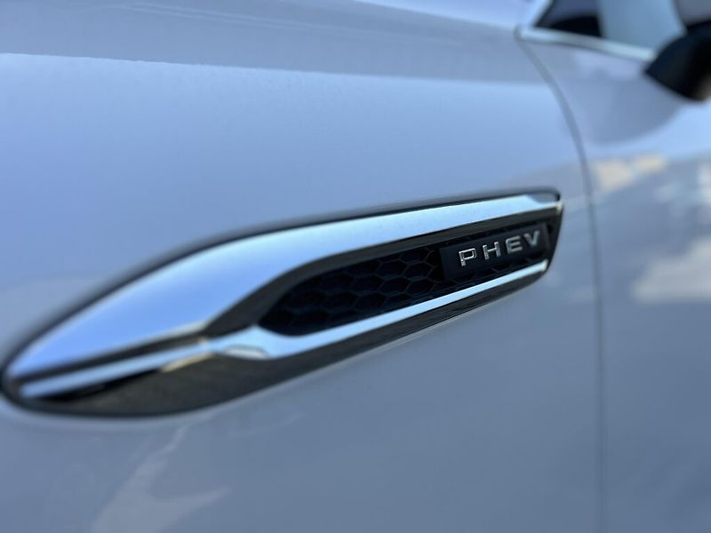 Mazda CX-80 (2026) 2.5L e-SKYACTIV PHEV - fotka 38 z 40