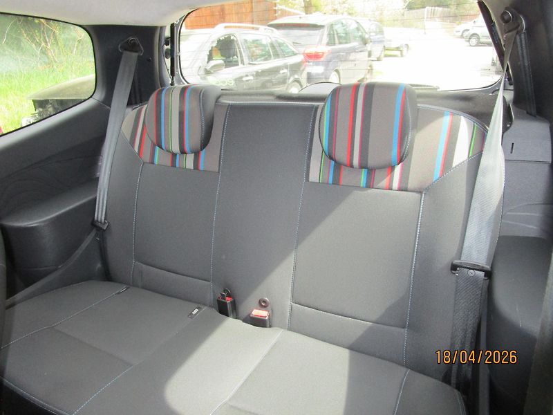 Renault Twingo (2014) 1,2i, klimatizace - fotka 16 z 16