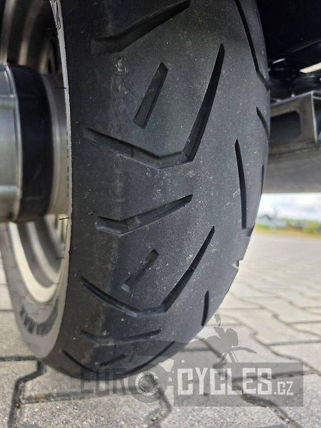 Triumph Rocket III Touring (2013) ABS - fotka 17 z 20