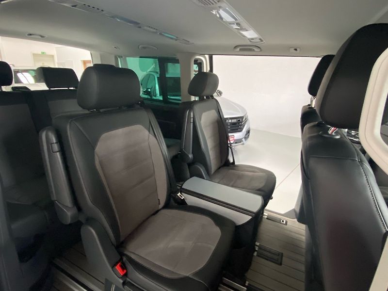 Volkswagen Multivan (2021) 2.0TD1 150KW 4x4  Highline - fotka 15 z 17