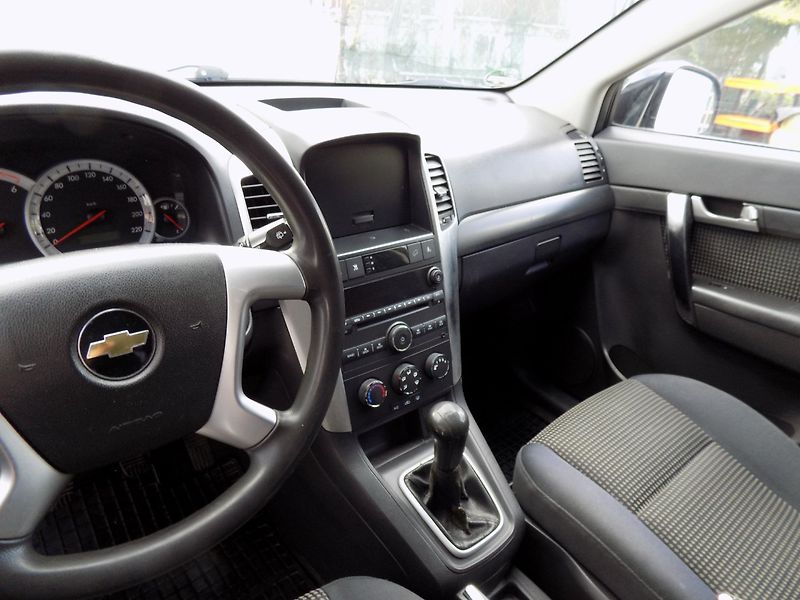 Chevrolet Captiva (2007) 2.0CDTi/4x4/Klimatizace/ - fotka 24 z 33