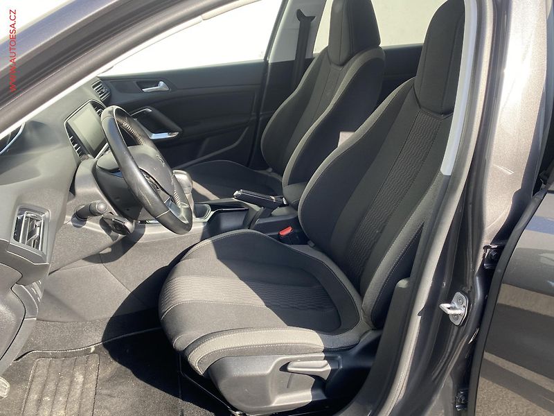 Peugeot 308 (2016) 1.2PT, Style, navi - fotka 9 z 19