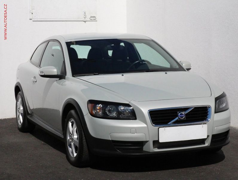 Volvo C30 (2007) 1.8i, Kinetic, AC - fotka 1 z 3
