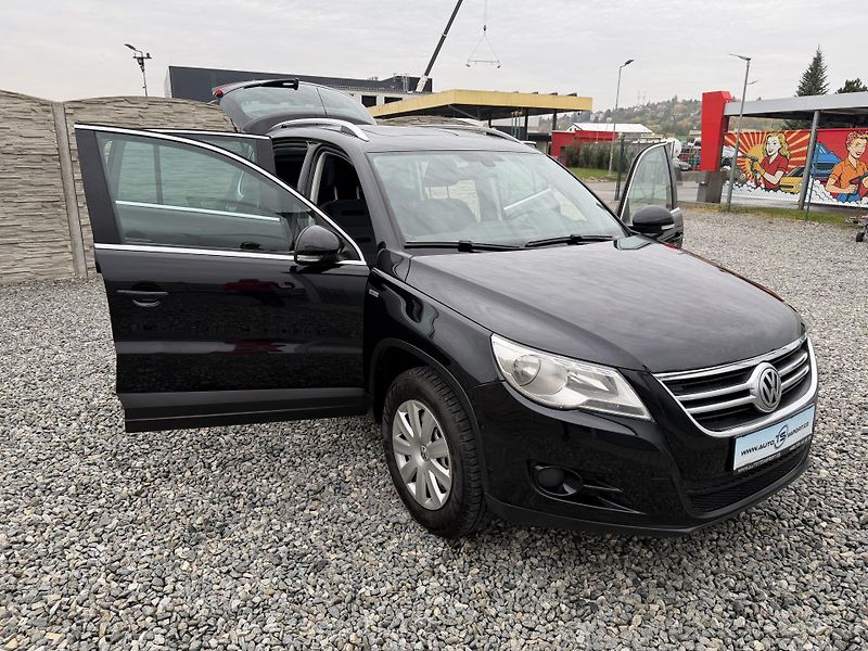 Volkswagen Tiguan 140PS 4x4 DSG PANORAMA - fotka 137 z 158