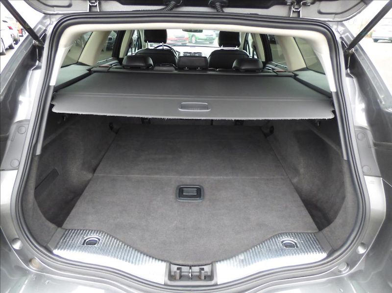Ford Mondeo 2,0 EcoBlue,140kW,Navi,Keyless - fotka 12 z 58