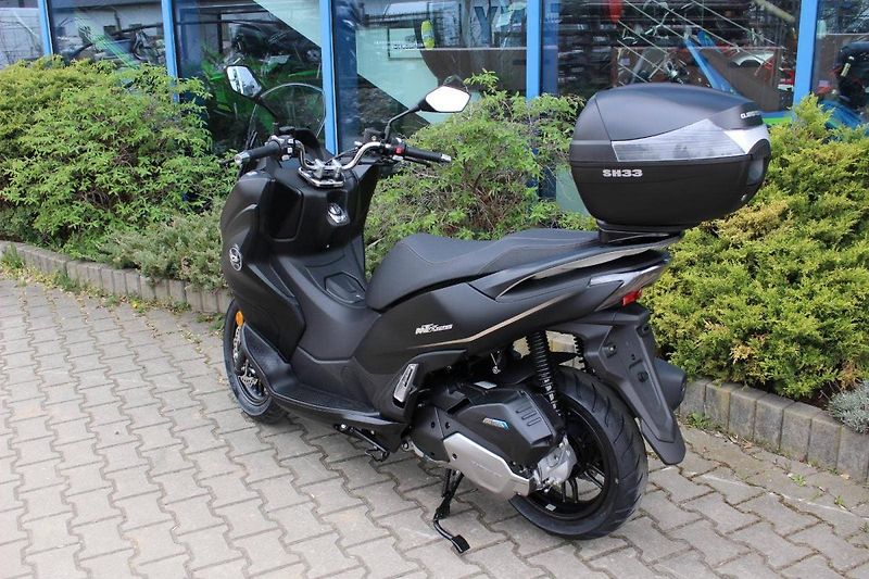 QJ Motor (2026) MTX 125 + kufr zdarma SKLADEM - fotka 9 z 9