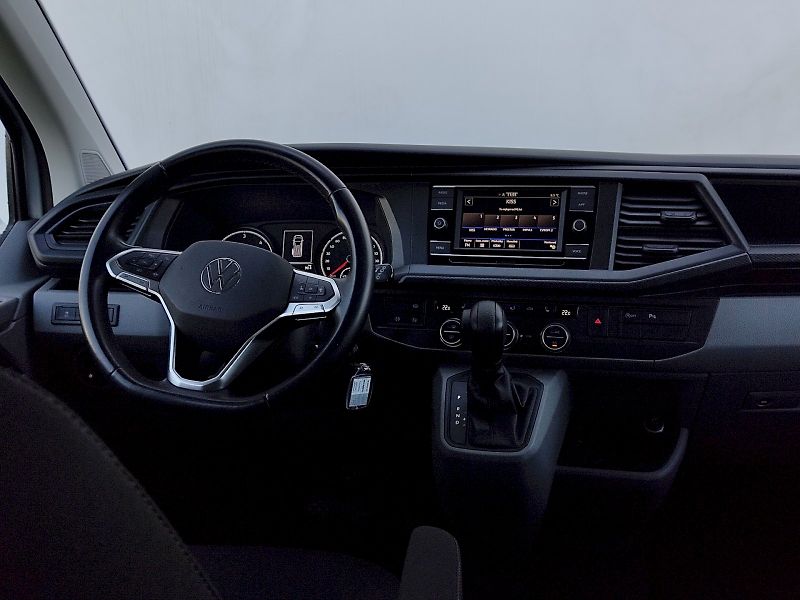 Volkswagen Caravelle (2024) 6,1 2,0 Tdi 110 Kw DSG 4Motion - fotka 6 z 32