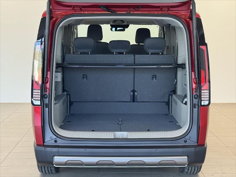 Kia PV5 (2026) 2,0 SW1 5P 4x2 ELITE 120 KW + - fotka 6 z 10