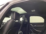 Jaguar XF D200 R-DYNAMIC AWD REZERVACE - náhled 29