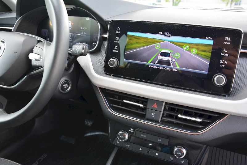 Škoda Scala (2024) 1.0 TSI 85 KW TOP Selection - fotka 24 z 25