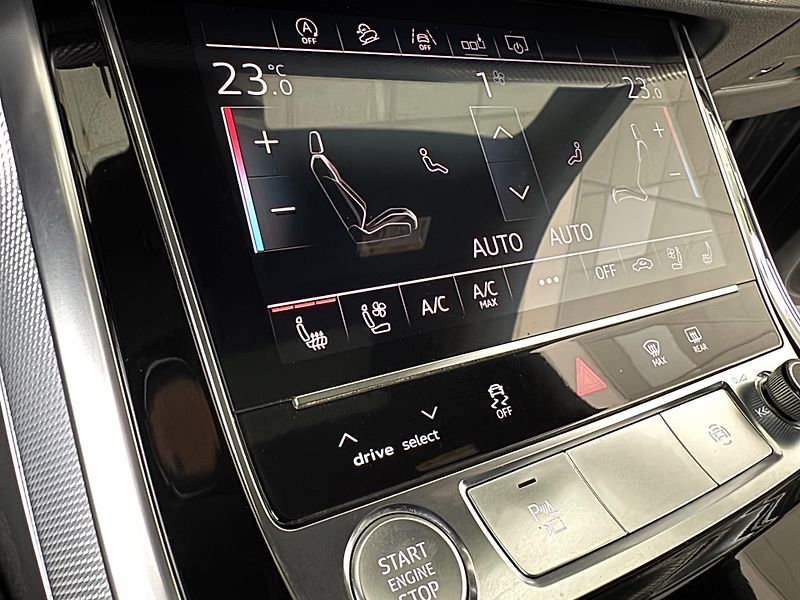 Audi Q8 50TDI Quattro*S-LINE*REZERVACE - fotka 25 z 42