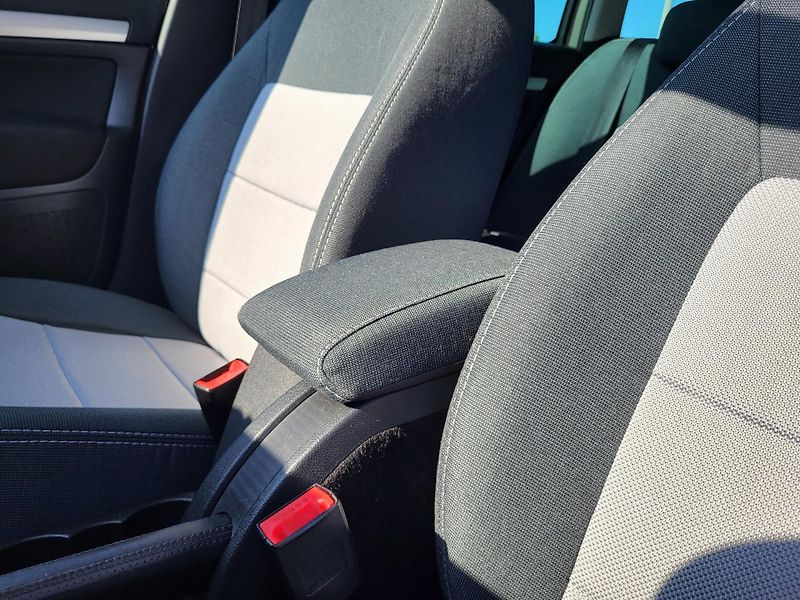 Škoda Octavia 2.0 TDi 103kW SCOUT 4x4 - fotka 27 z 45