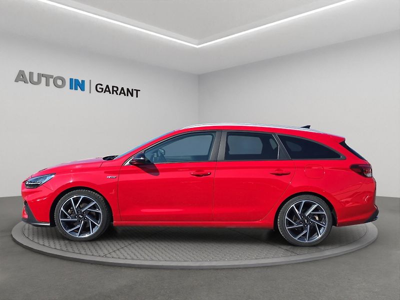 Hyundai i30 (2021) N-Line 1.5 T-GDi A/T 117kW, Se - fotka 8 z 28