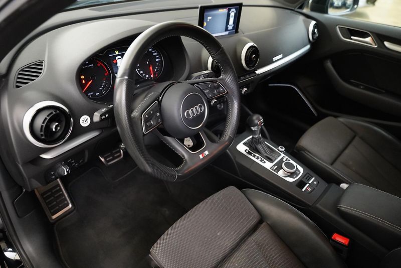 Audi A3 - fotka 14 z 29