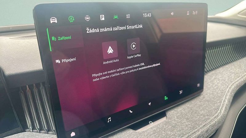 Škoda Superb Combi Selection 2,0TDI 110kW D - fotka 15 z 31