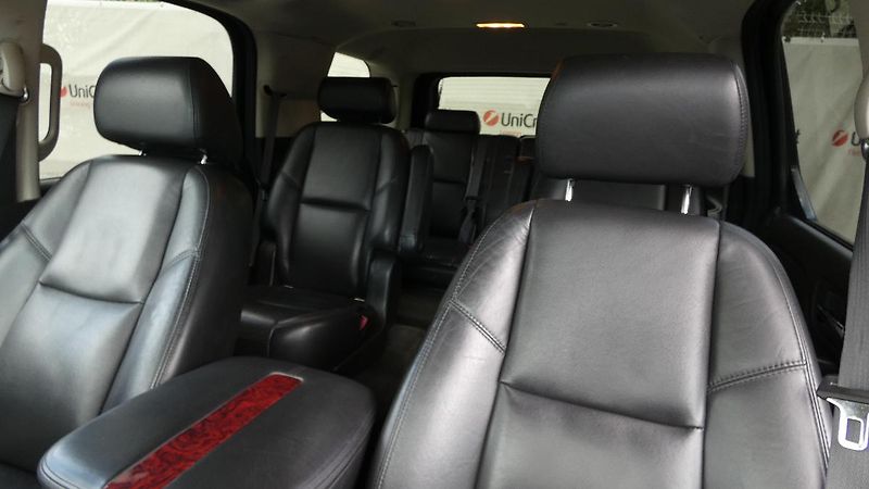 Cadillac Escalade 6,2 V8 301kW - fotka 7 z 23