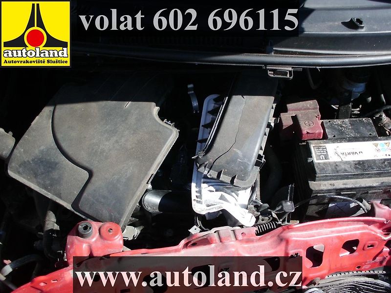 Toyota Yaris (2008) VOLAT 602 696115 - fotka 6 z 9