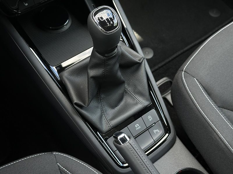 Škoda Kamiq 1.0TSi Monte Carlo 116PS Matri - fotka 32 z 41