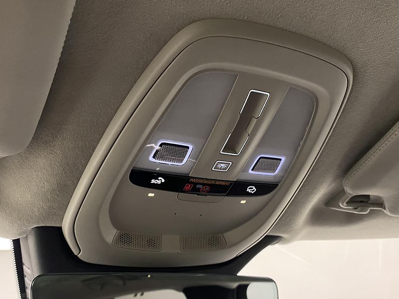 Volvo XC90 (2026) T8 AWD Plug-in BRIGHT ULTRA - fotka 42 z 75