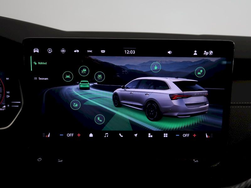 Škoda Octavia (2025) SPORTLINE 2.0TDI 110KW DSG CAN - fotka 26 z 41