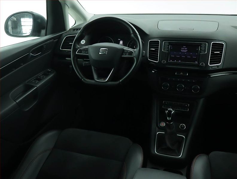 Seat Alhambra (2022) 1.4 TSI - fotka 7 z 19