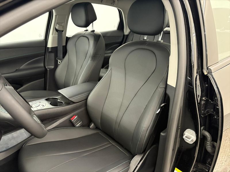 BYD Seal 5 DM-i (2025) 156 Kw Design - fotka 7 z 10