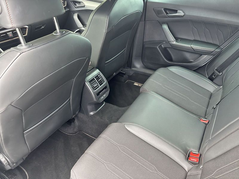 Cupra Formentor (2024) 2.0 TSI 4Drive DSG - fotka 7 z 31