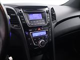 Hyundai i30 1,6 GDI 99kW Weekend Serv.kn. - náhled 19