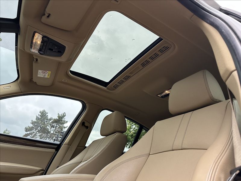 BMW X4 20d Xdrive Sport - fotka 24 z 31