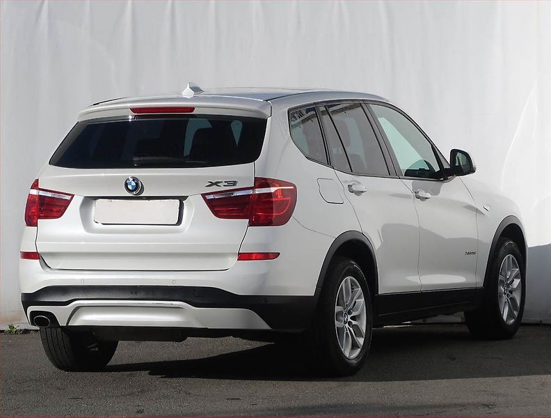 BMW X3 (2015) xDrive20d, 4X4, Automat - fotka 5 z 22