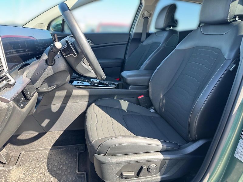 Kia Sportage (2023) TOP 1.6TGDI 132kW 4x4 CZ DPH - fotka 7 z 11