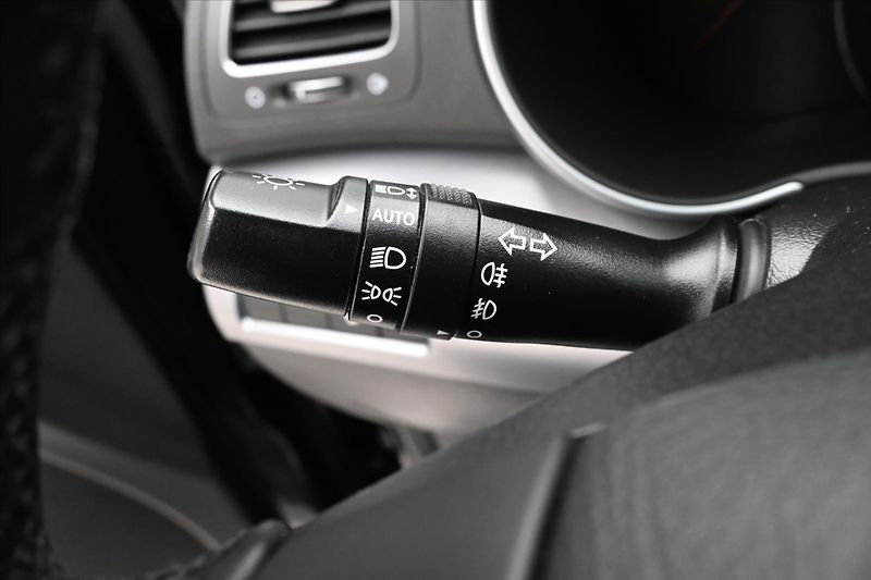 Kia Sorento 2,2 CRDI 145 kW AT 4x4 Navigac - fotka 26 z 30