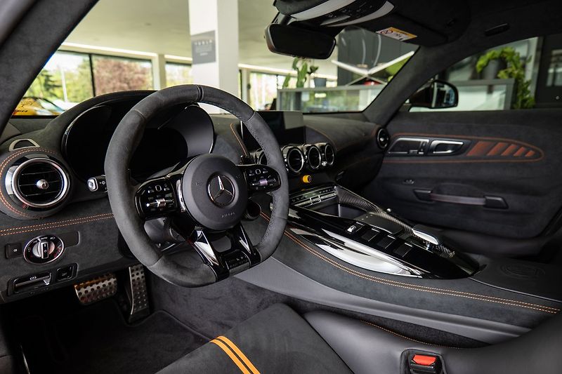 Mercedes-Benz AMG GT Mercedes- Black Series - fotka 5 z 25