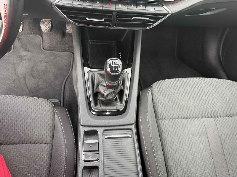 Škoda Octavia (2022) 1.5 TSi, 2.maj,ČR, Style - fotka 16 z 20