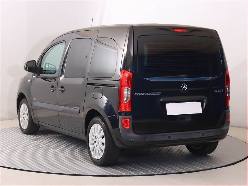 Mercedes-Benz Citan (2017) 111 CDI, 5Míst - fotka 4 z 15