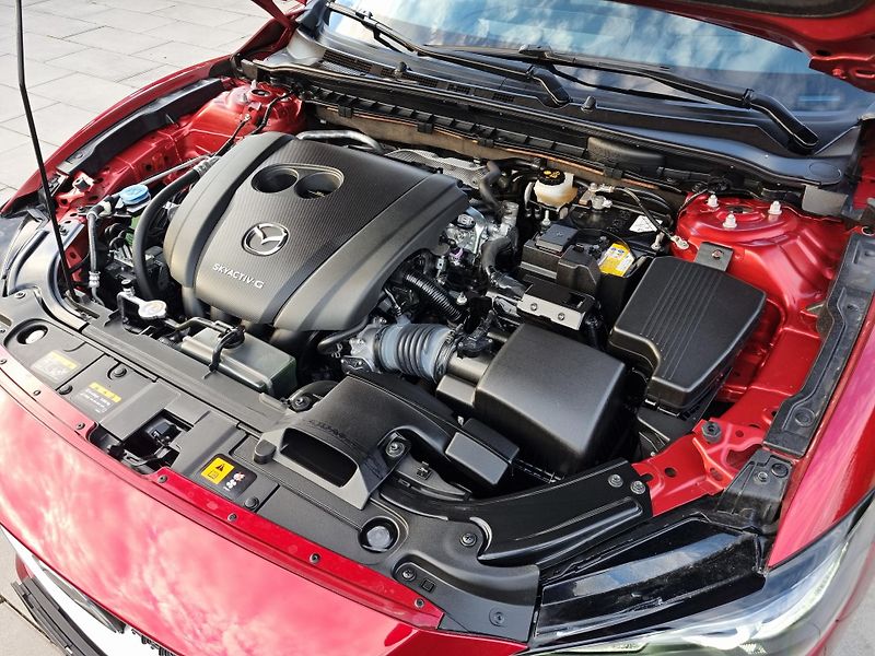 Mazda 6 (2019) 2.5 SPORTS LINE,VENTILACE,HEAD - fotka 40 z 45