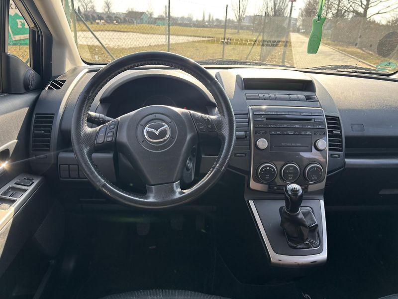 Mazda 5 2.0 Comfort - fotka 24 z 29