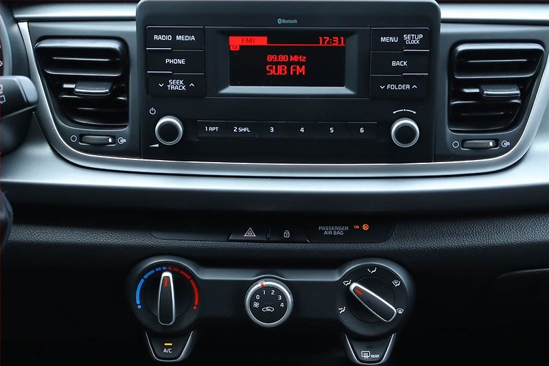 Kia Rio (2019) 1.25 CVVT, Serv.kniha - fotka 12 z 19