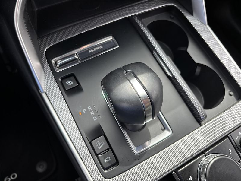 Mazda CX-60 2,5 PHEV Exlusive-Line 141kW - fotka 37 z 46