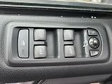 Land Rover Discovery (2015)  3.0l TDV6 SE AUTO 4WD - náhled 15