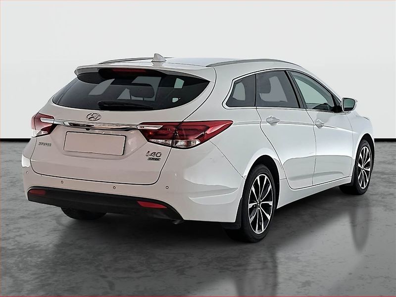 Hyundai i40 (2018) 1.7 CRDi, ČR,1.maj, Navi - fotka 5 z 19