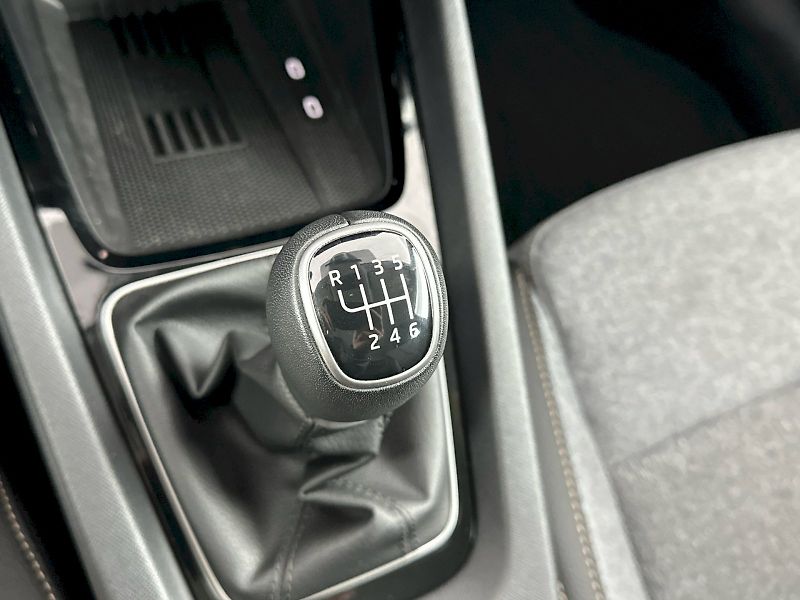 Škoda Octavia (2025) 1.5TSI 110kW Top Selection - fotka 27 z 34