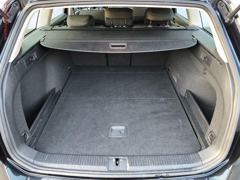 Volkswagen Passat (2017) 1.6 TDi, Comfortline, kamera - fotka 7 z 17